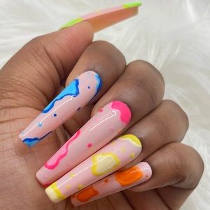 Abstract Press On Nails/ Pressons/ Press on nails